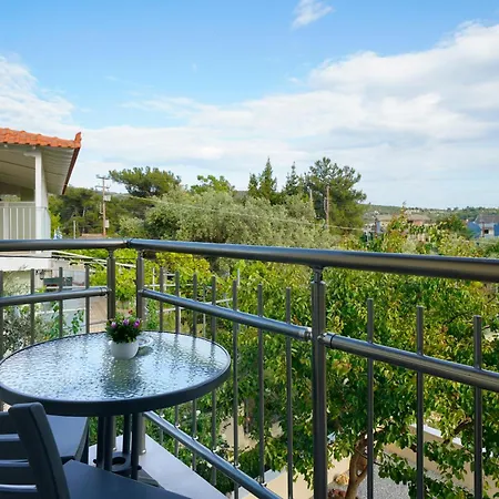 Maria Dina 2 Apartmán